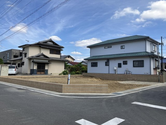 BLOOMING GARDEN　行田市富士見町2丁目