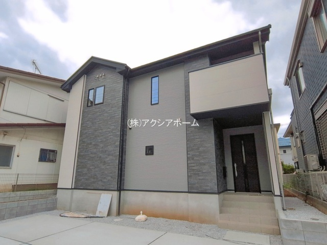 所沢市中新井4丁目・全1棟　新築一戸建　～LDK17帖～の駐車場|2026年8月4日撮影