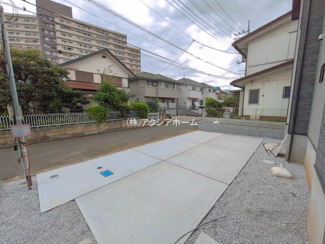 所沢市中新井4丁目・全1棟　新築一戸建　～LDK17帖～の駐車場|2026年8月27日撮影