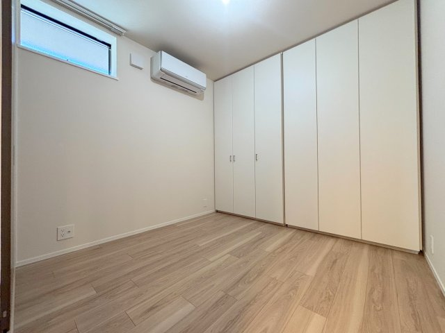 ＣＲＥＳＴ　ＨＩＬＬＳの子供部屋