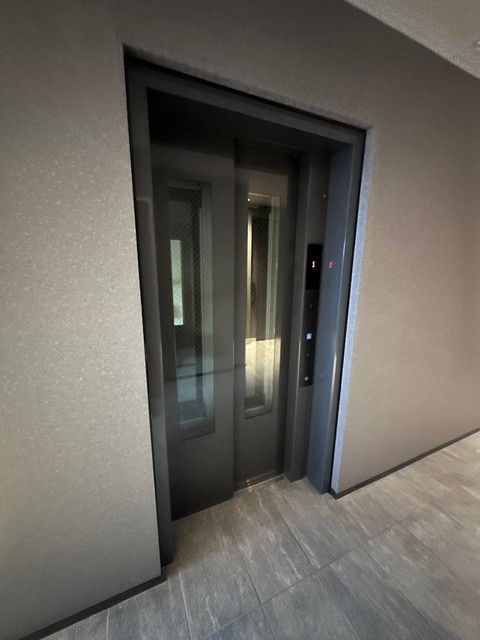 ＣＲＥＳＴ　ＨＩＬＬＳのその他共用部分|★エレベーター完備