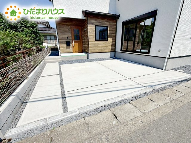 【前面道路含む現地写真】 | 水戸市赤塚1期　新築戸建　2号棟 | 車通りも少ないので運転が苦手な方でも安心して駐車できます
