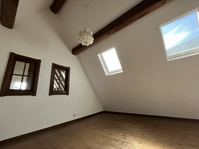 伊勢市上地町 中古戸建の洋室