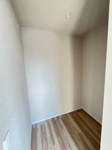 【収納】 | 春日市白水池1丁目1期　2号棟（全2棟）【仲介手数料無料・0円】 | 施工例。施工例は完成時と異なる場合があります。