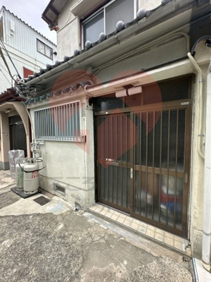 【エントランス】 | 岸和田市小松里町貸家