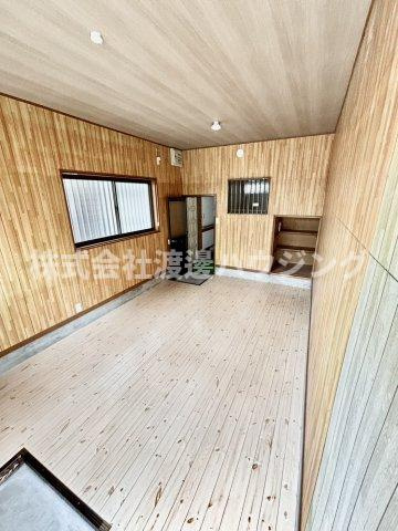 野江内代一戸建の洋室