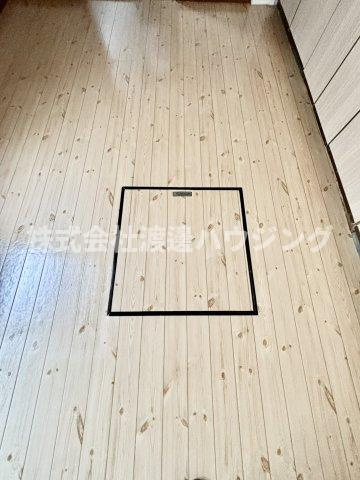 野江内代一戸建のその他|床下収納
