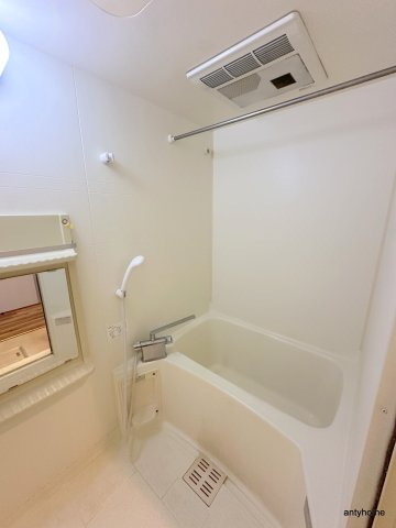 サザンパークス　仲介手数料無料の浴室