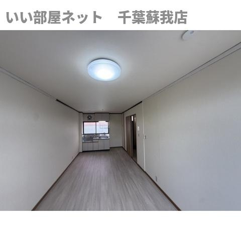 サンライフⅡの居間・リビング|ゆったり過ごせる居間です