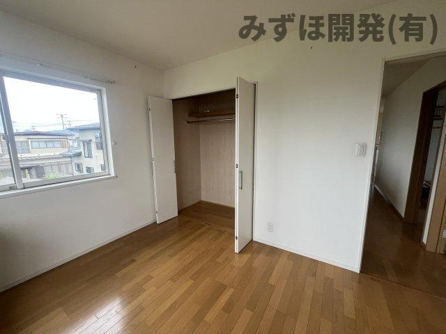 東根市四ツ家1丁目6-15の洋室|2階洋室です。