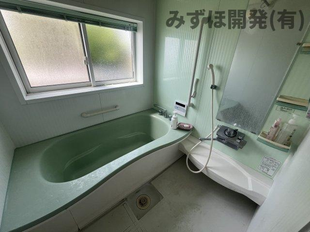 東根市四ツ家1丁目6-15の浴室