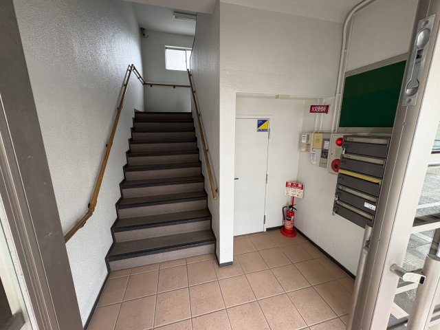 Ｗａｇａｙａ甲南山手のエントランス
