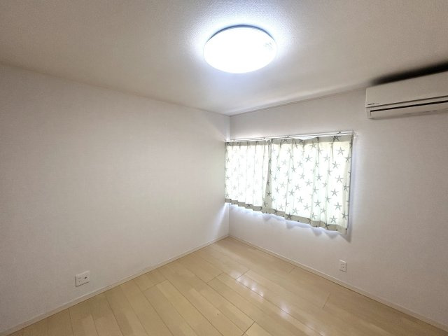 【洋室】の画像