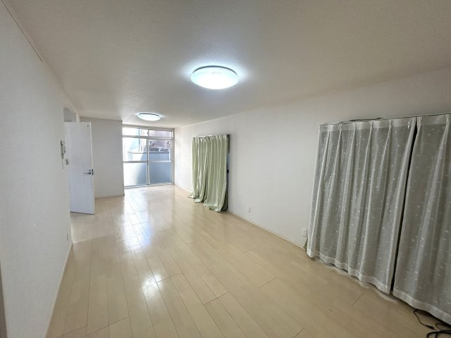 【居間・リビング】の画像