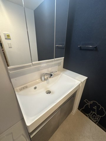 S-RESIDENCE東三国amanteの独立洗面台