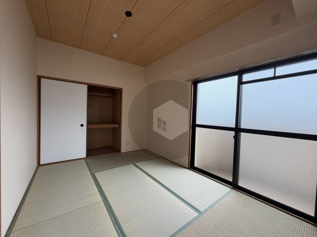 フローリッシュ北田の寝室
