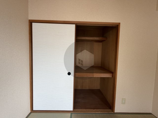 フローリッシュ北田の収納