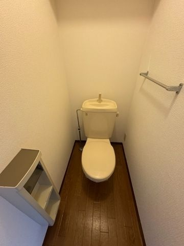 ファミール藤崎(E-134)のトイレ