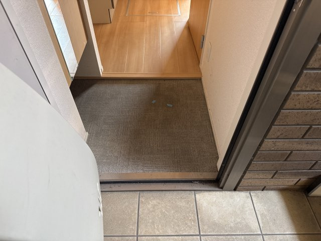 スチール立山の玄関