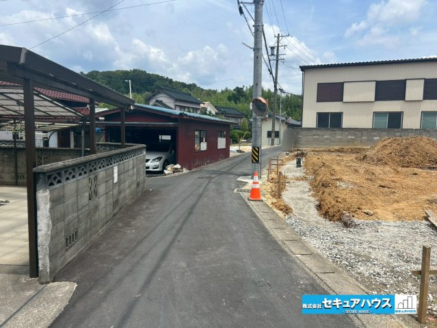 【同施工物件ご案内可能】みよし市莇生町小金下　全2棟の前面道路含む現地写真|事前予約にて現地ご見学いただけます！お気軽にお問い合わせください♪
■株式会社　セキュアハウス■
住宅ローンに強く、知識、経験豊富なスタッフ在籍
お客様に寄り添い、ご成約後もサポート致します。　　　　