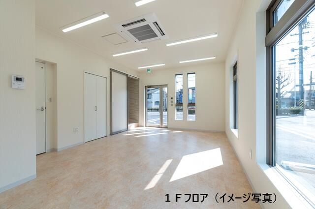 新築　第８ランドプラザビルの内装