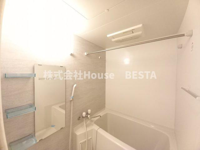 S-RESIDENCE神戸磯上通の浴室