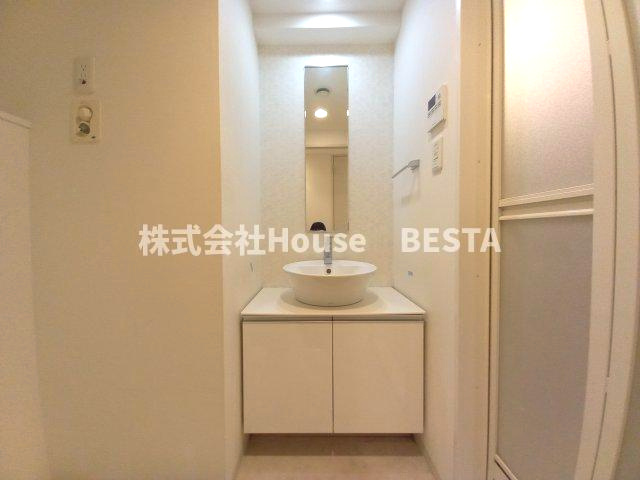 S-RESIDENCE神戸磯上通の独立洗面台