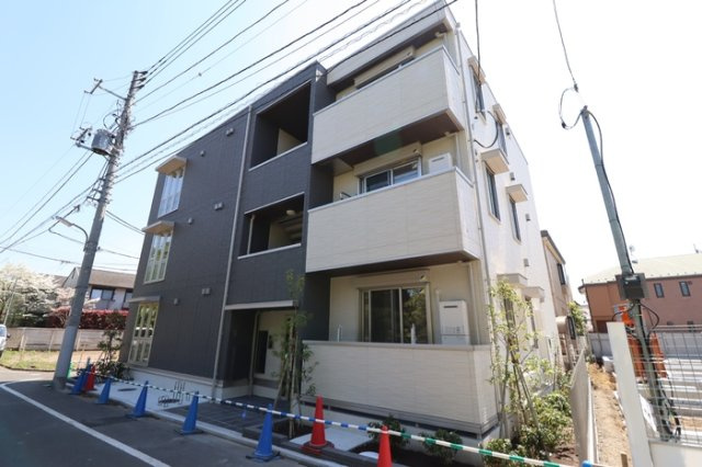 ラリュール中村南の外観