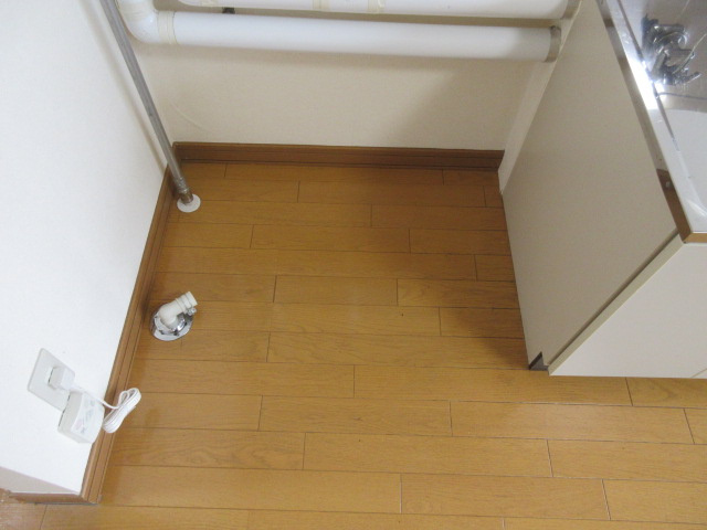 コーポ高田103の設備|居間