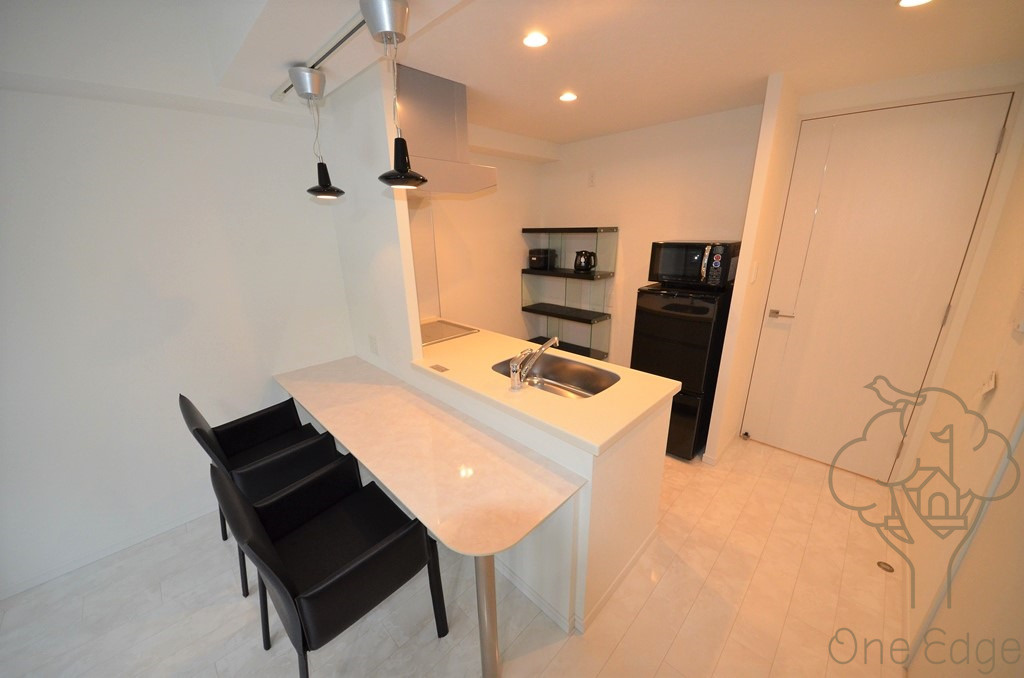 セレニテ梅田北プレミアムのキッチン