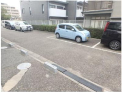 【駐車場】 | エバーグレイス西宮 | 駐車場完備です