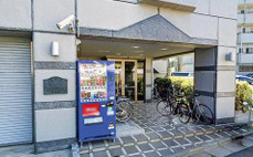 メインステージにしかさのエントランス