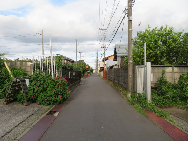 三鷹市上連雀９丁目の倉庫
