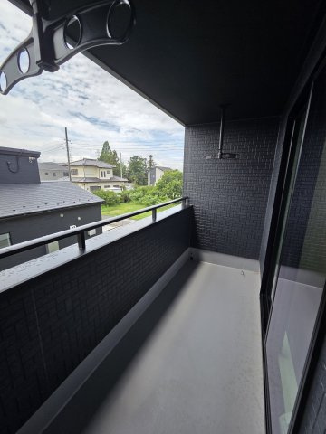新築　太田市牛沢町　2号棟　GRAFAREのバルコニー|現地写真　南向きのバルコニーは日当たり良好！洗濯物がよく乾きそうです♪