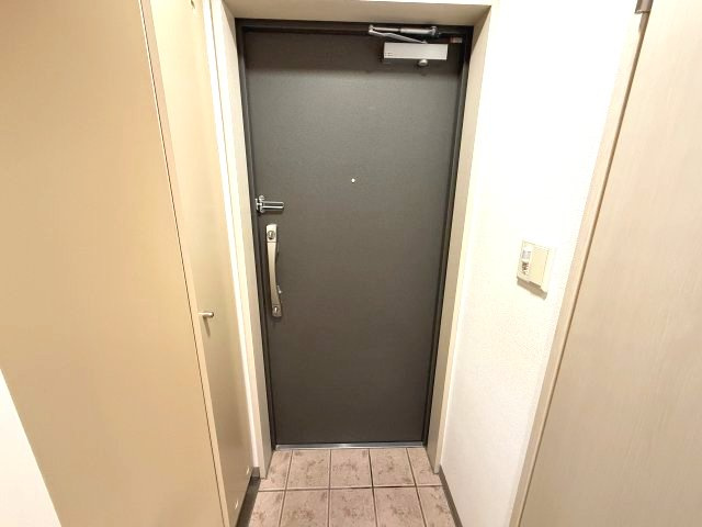 ダイドーメゾン神戸六甲の玄関