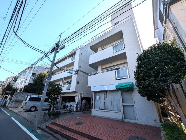 セザール早稲田