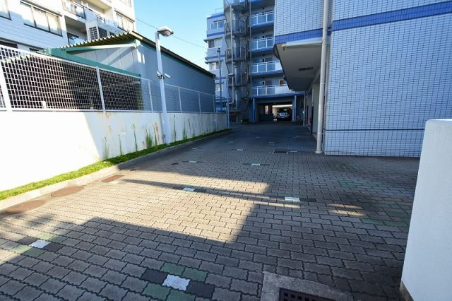 ジオレミヨ甲子園口の駐車場
