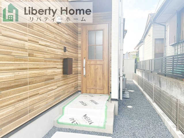 水戸市元吉田町6期　新築戸建のエントランス