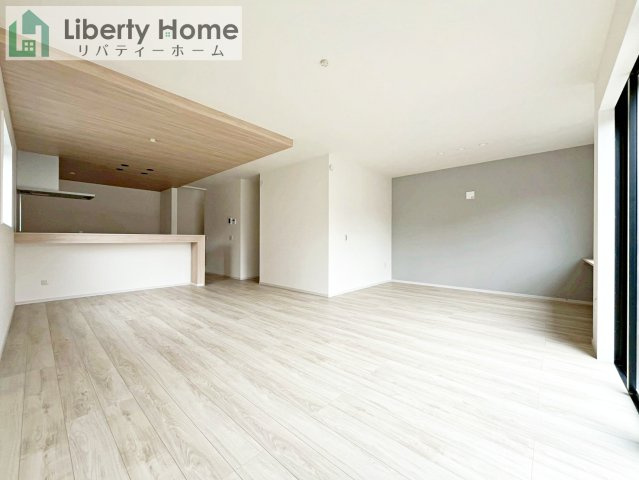 水戸市元吉田町6期　新築戸建の居間・リビング