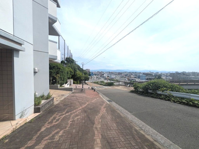 【前面道路含む現地写真】 | 東区松崎1丁目戸建
