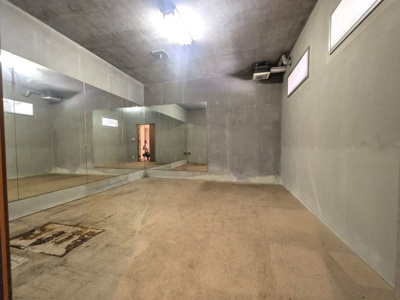 【その他】 | 東区松崎1丁目戸建 | ガレージ横の倉庫です
