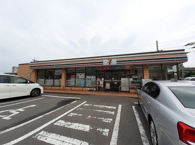 【周辺】 | ＣＯＺＹ　ＣＲＥＳＴ　Ａ | セブンイレブン　大分明野北店まで650m