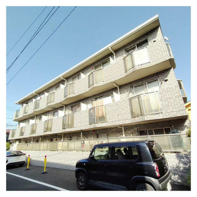 【外観】 | カサブランカ | 鉄筋コンクリート造のがっちりとした建物。
