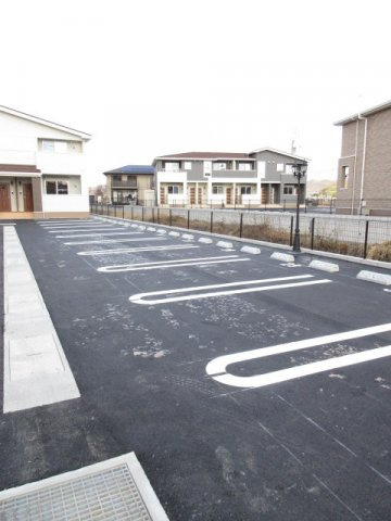トゥールビヨン　Ⅱの駐車場