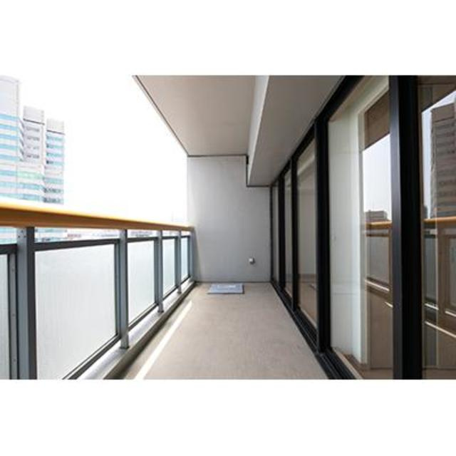 リバー＆タワーのバルコニー|※写真は同タイプ住戸です。
