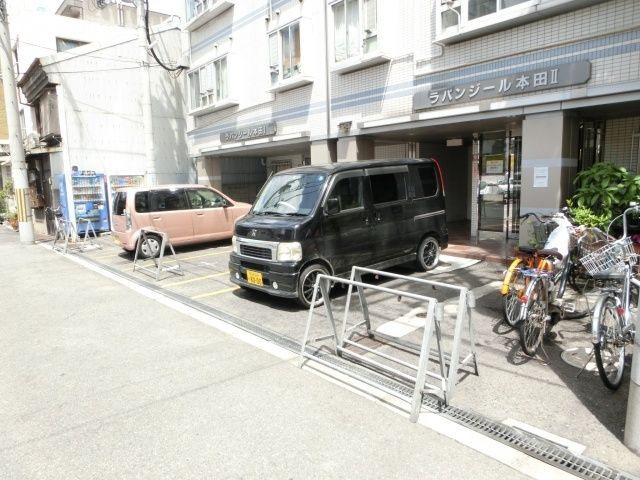 ラパンジール本田Iの駐車場