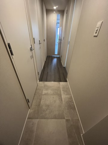 La Perla JiyugaokaⅡの玄関