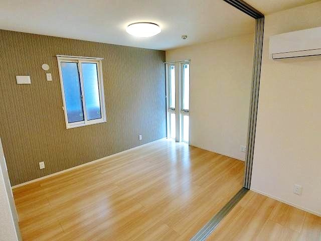 EVISTAGE甲子園の居間・リビング