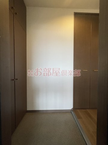 フォブール善導寺の玄関|明るい玄関です