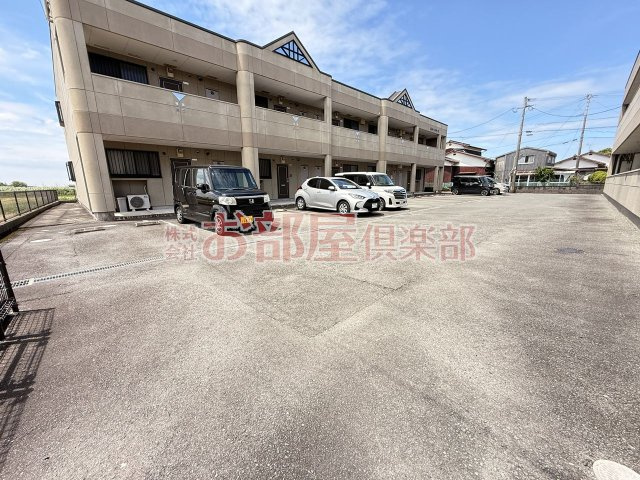 ローズマリーⅡの駐車場|駐車場です